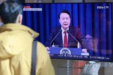 皇冠信用网押金多少_韩国政变“惊天大瓜”！尹锡悦挑衅金正恩皇冠信用网押金多少，想假扮朝军潜入首尔？