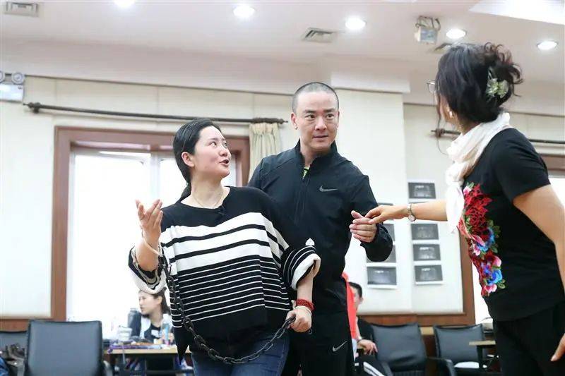 皇冠信用出租足球_上海著名演员因病去世皇冠信用出租足球，年仅50岁，网友：不敢相信！