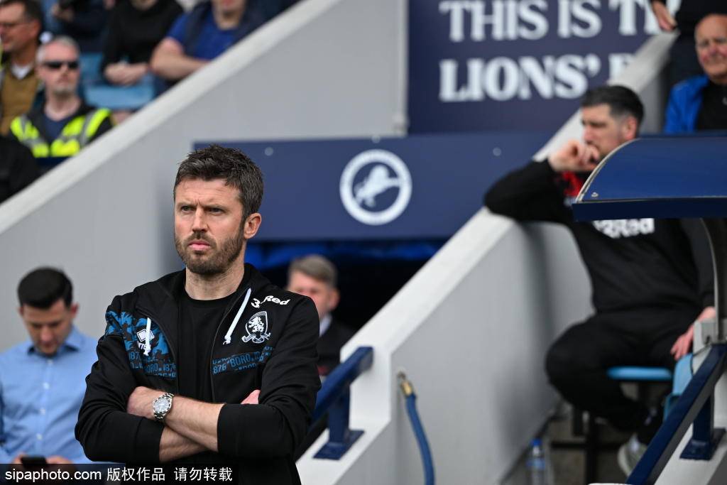 皇冠正网_希勒点评曼联变化：卡里克的4231战术重塑球队信心与表现